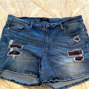 Judy Blue shorts